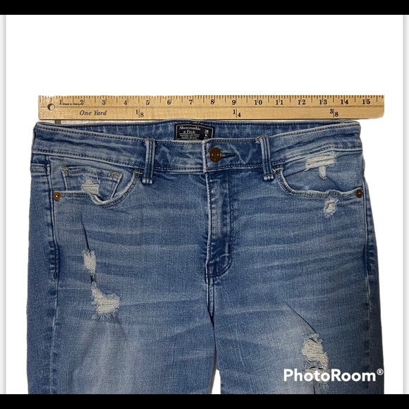Abercrombie and Fitch Women Distressed Jean Sz. 28 - Picture 2 of 6